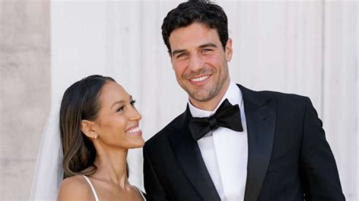 'Bachelor in Paradise' Alums Joe Amabile and Serena Pitt Are Married ·