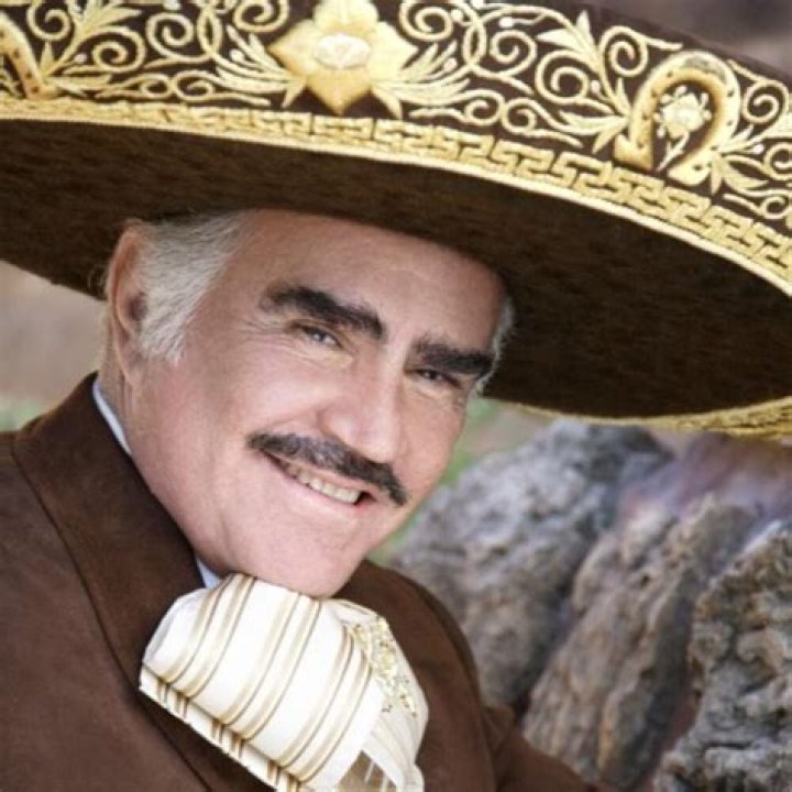 Vicente Fernandez Jr. Wiki, Biography, Age, Parents, Ethnicity, Wife, Career, Net Worth