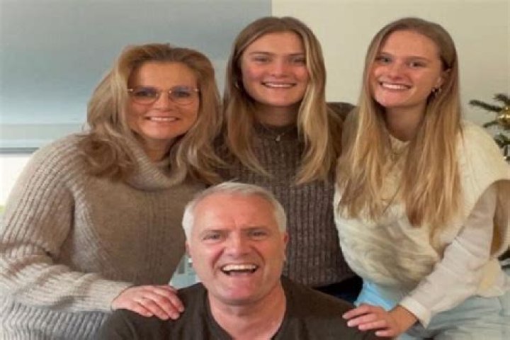 Who Is Sarina Wiegman Wife, Marten Glotzbach: Son And Daughter Lauren Glotzbach